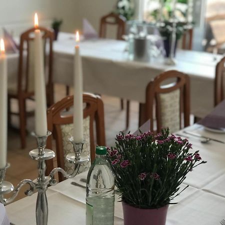 Hotel Alt-Holzhausen Bad Pyrmont Bagian luar foto